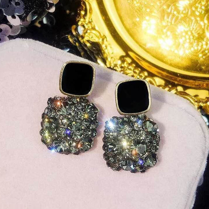 ZRJ157 SIQ Traditional Teardrop Ear Earrings Pair
