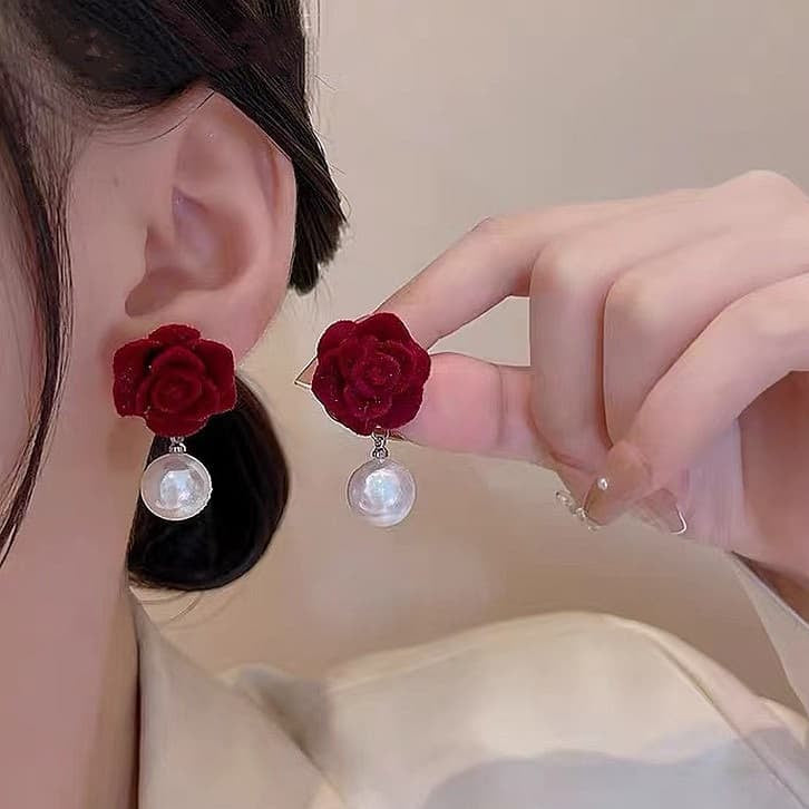 ZRJ392 ZHL Flower/Pearl Drop Earrings Pair