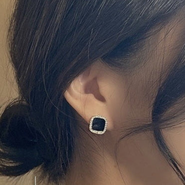 ZRJ399 YYZ Black Painted Square Tops Pair