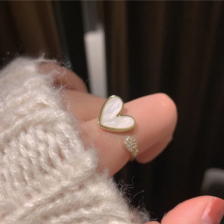 ZRJ596 JEC Painted Heart Ring