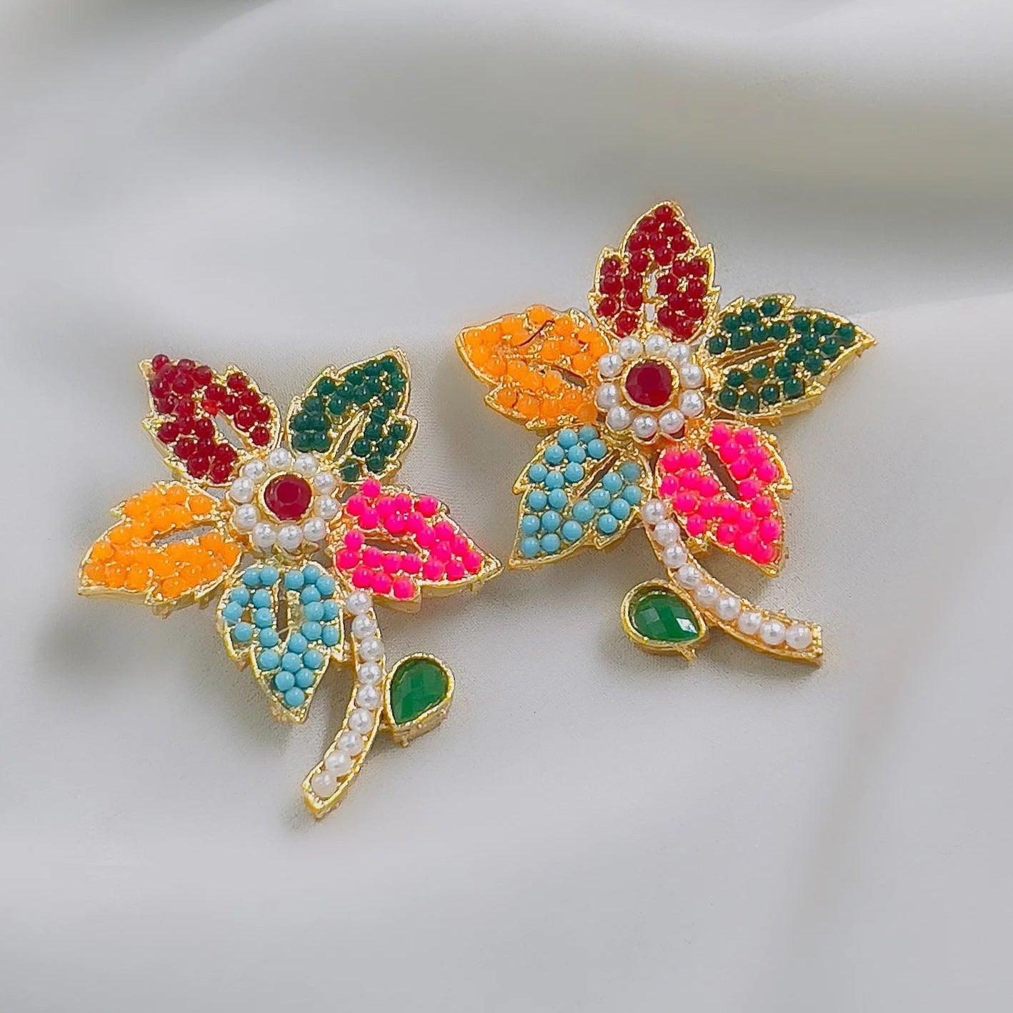 ZRJ188 MZM Leaf Flower Tops Pair