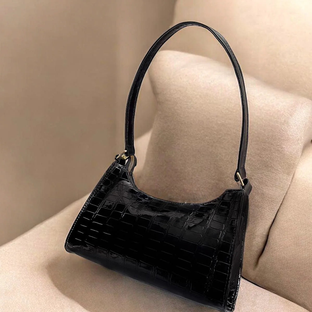 ZRJ003 Crocodile Pattern Armpit Hand Bag