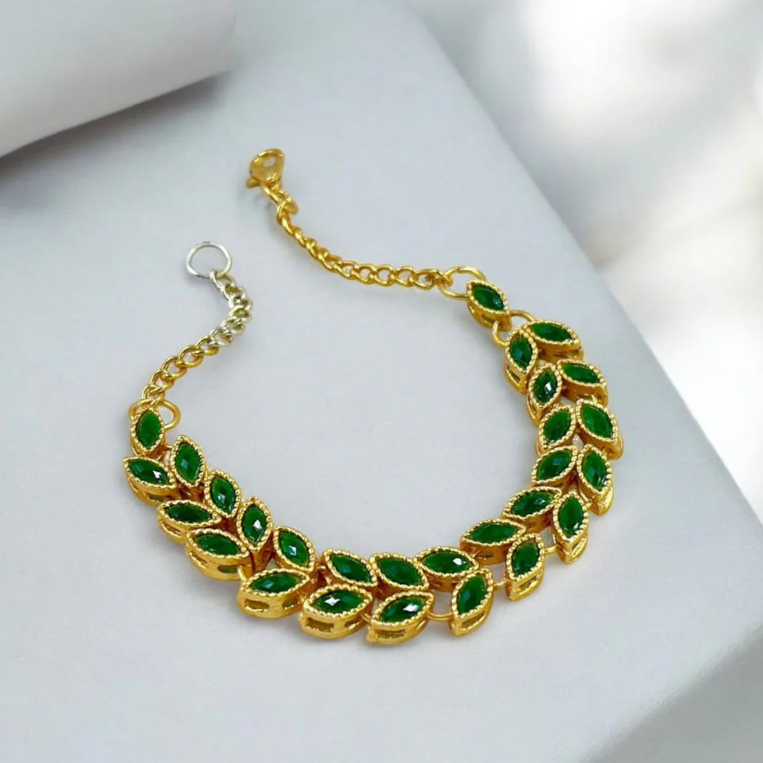 ZHJ00161 FRN Double Marquise Bracelet