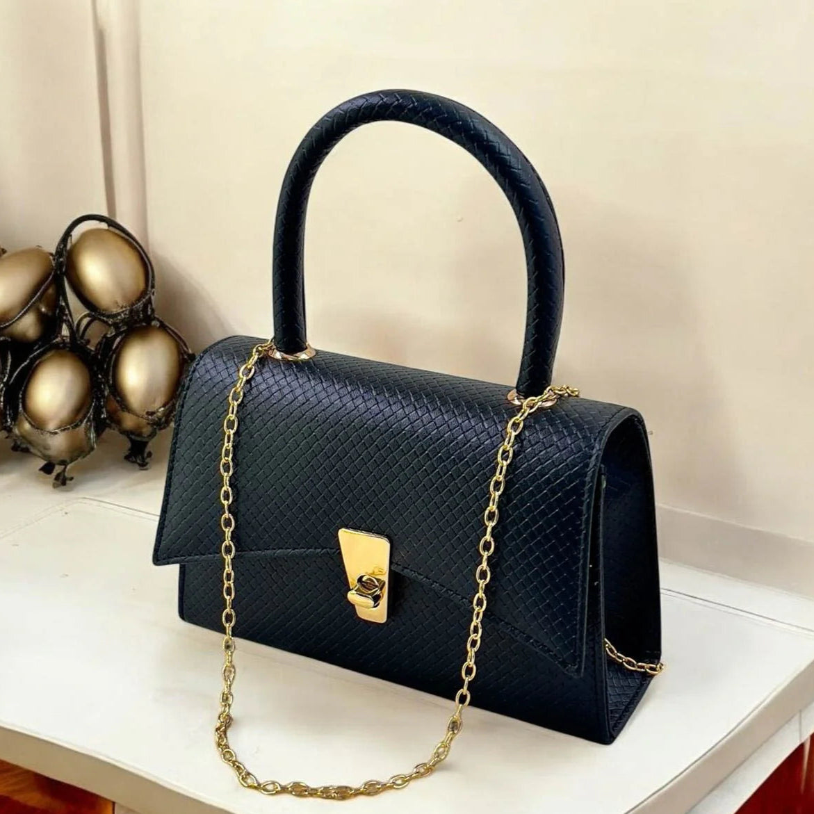 ZRJ00015 Trendy Ladies Hand Bag
