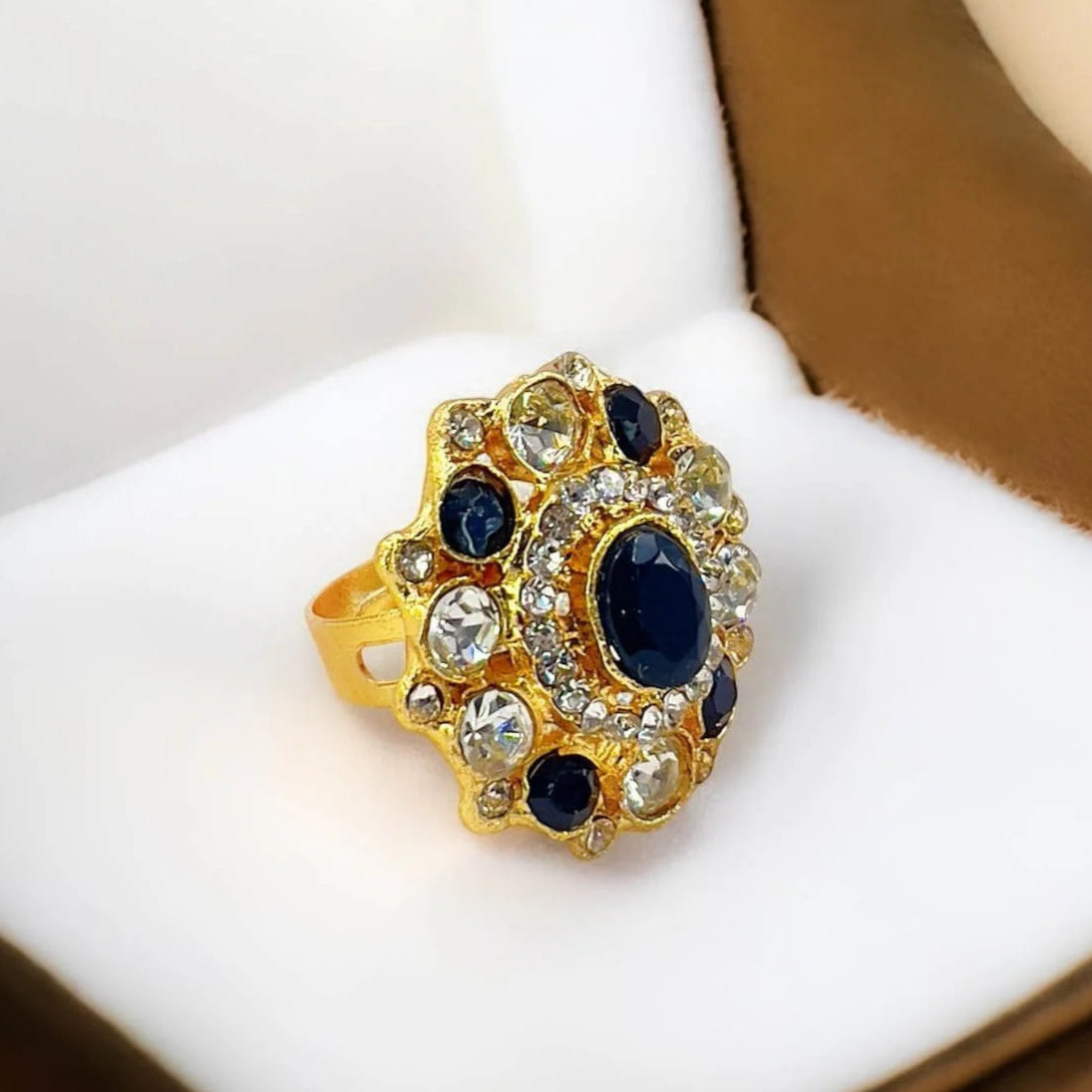 ZRJ00043 FRN Oval Flower Ring Adjustable