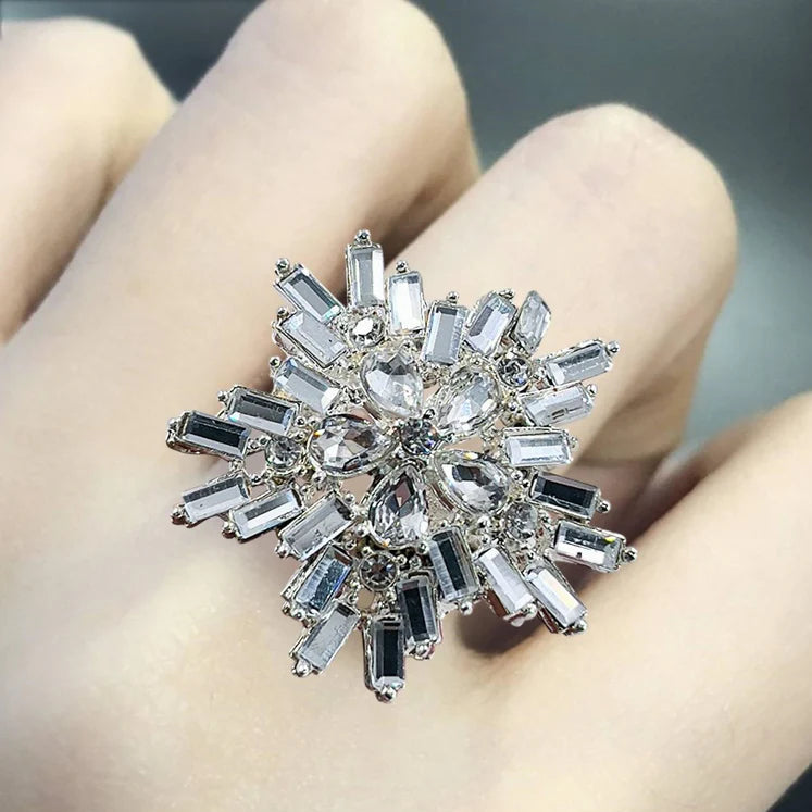 ZRJ00044 SDQ Tear Flower Ring Adjustable
