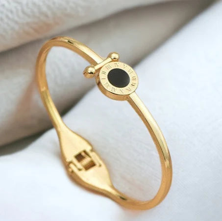 ZHJ271 ZXS Clock Bracelet