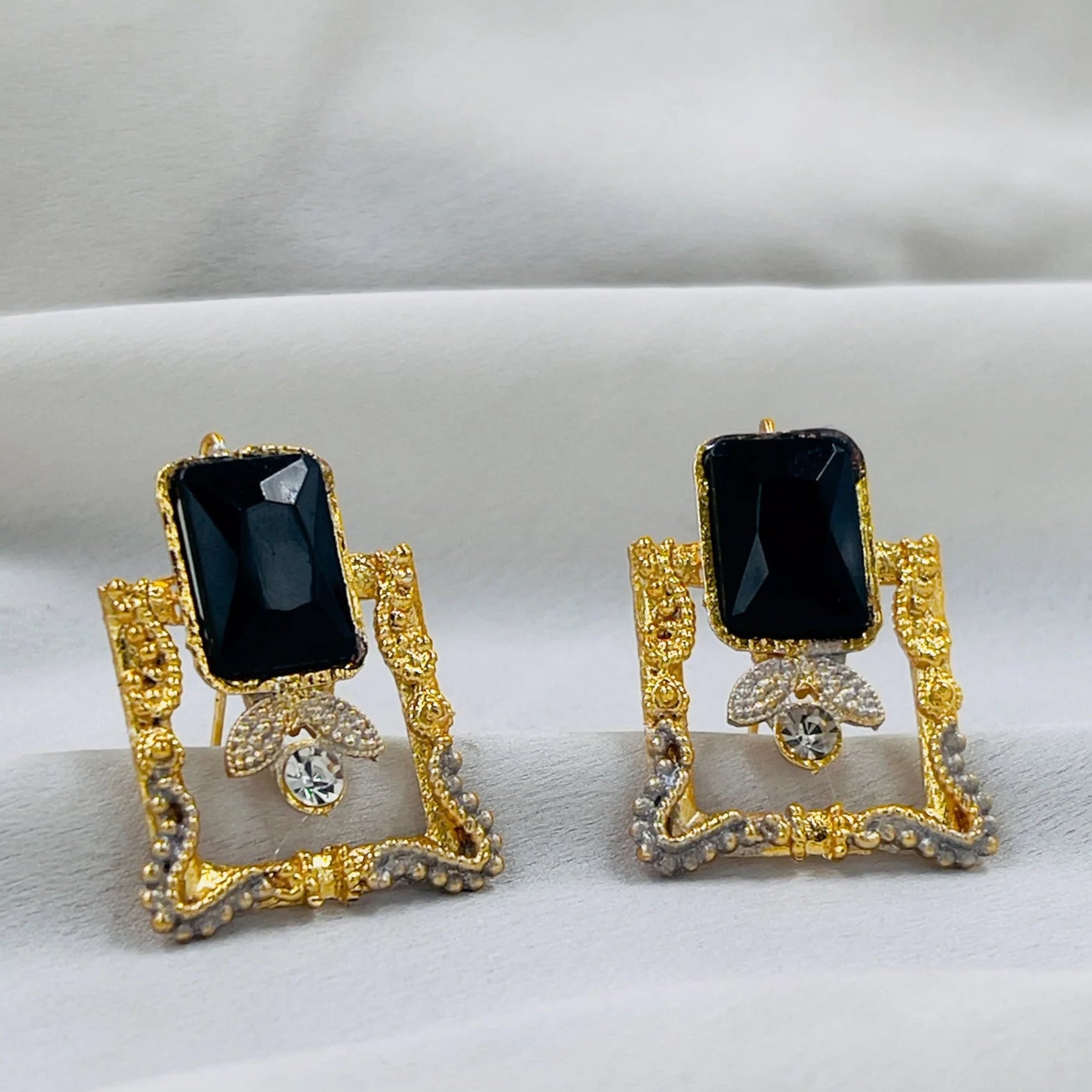 ZRJ176 FRN Bracket Ear Tops Pair