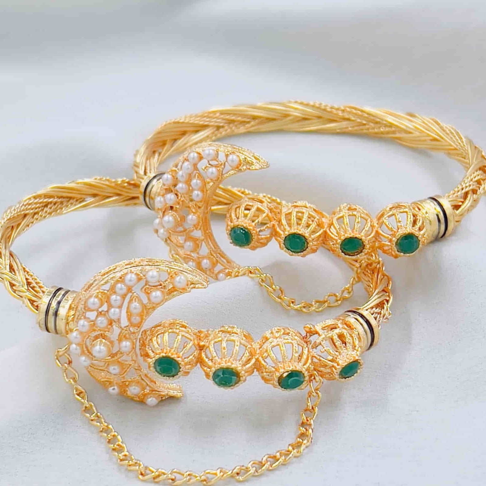 ZRJ151 MZM Pearl Moon Bracelet Adjustable 👑