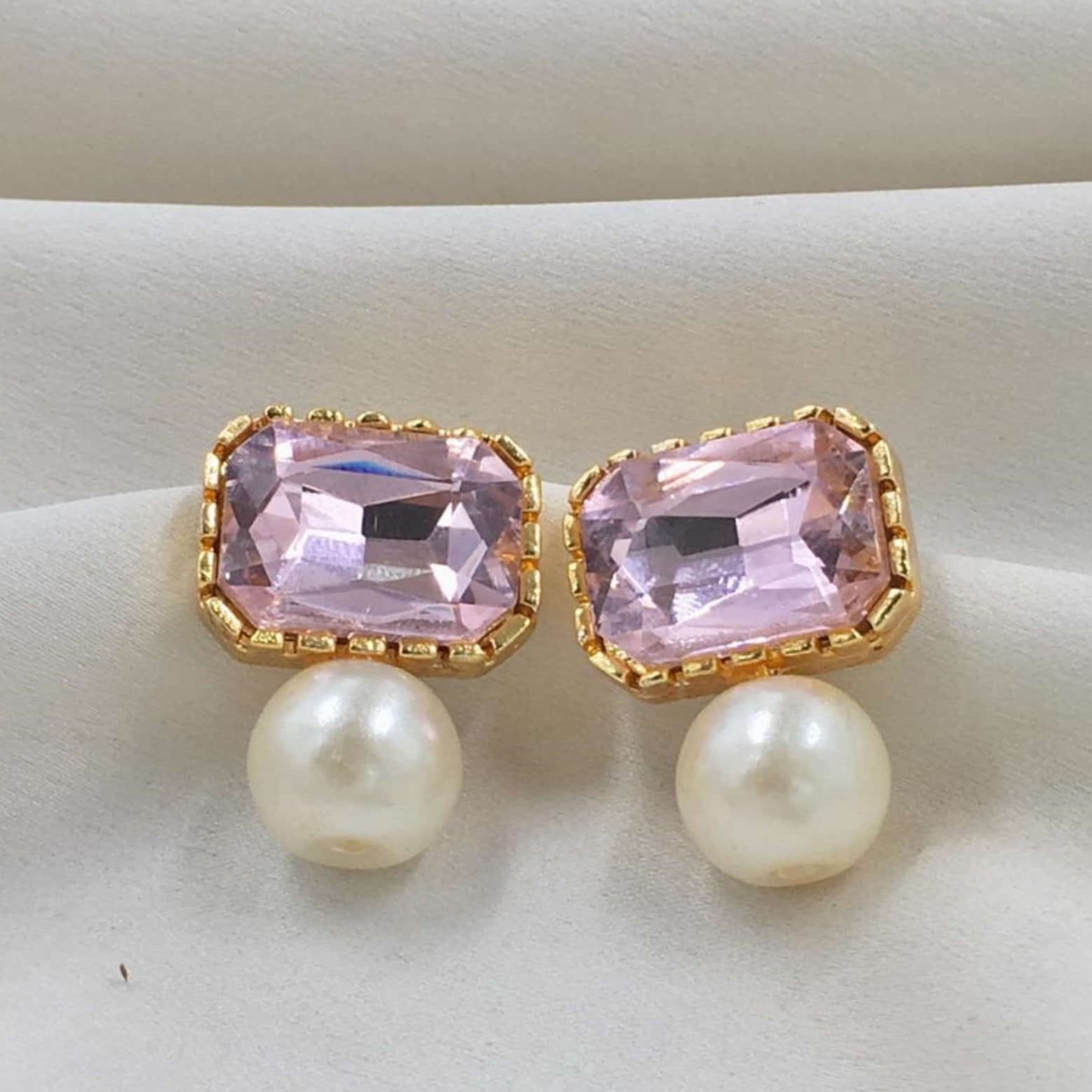ZRJ168 SDQ Square Pearl Tops Pair