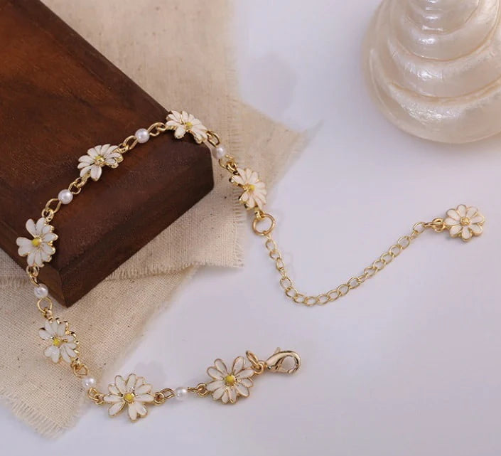 ZRJ132 LSH Pearl Flower Hand Bracelet