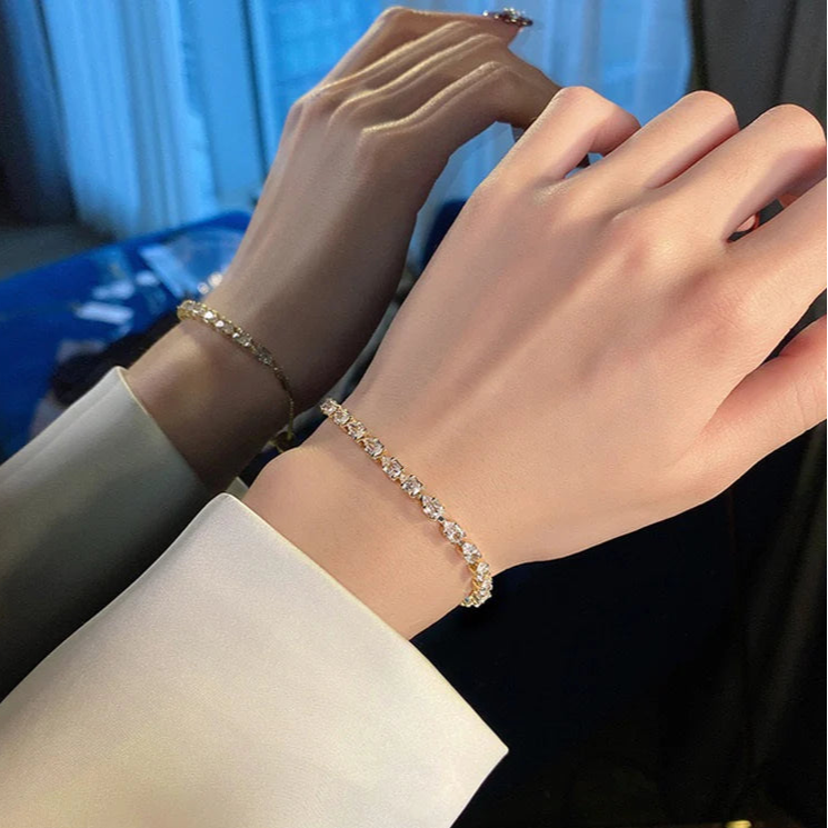 ZJB 0002 Tear Bracelet