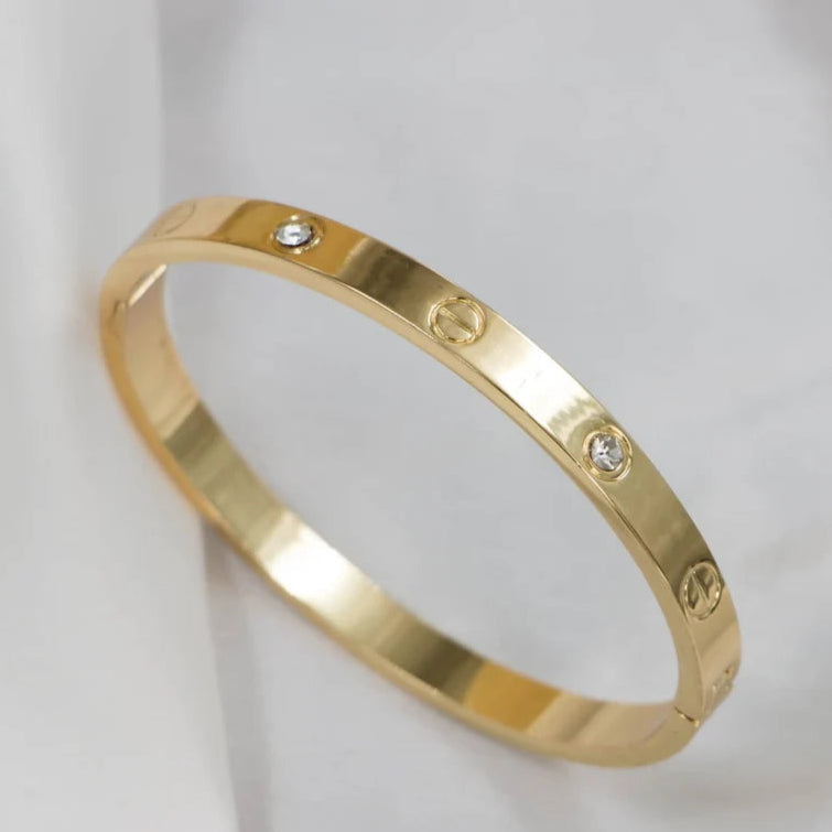 ZHB254 XHU Imp Hand Bracelet Openable