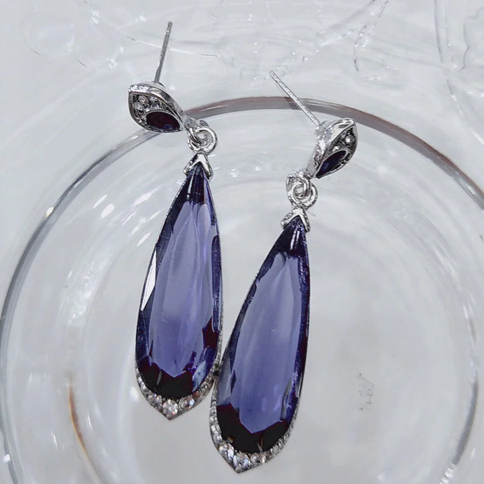 ZRJ378 YLE Pear Ear Drop Pair