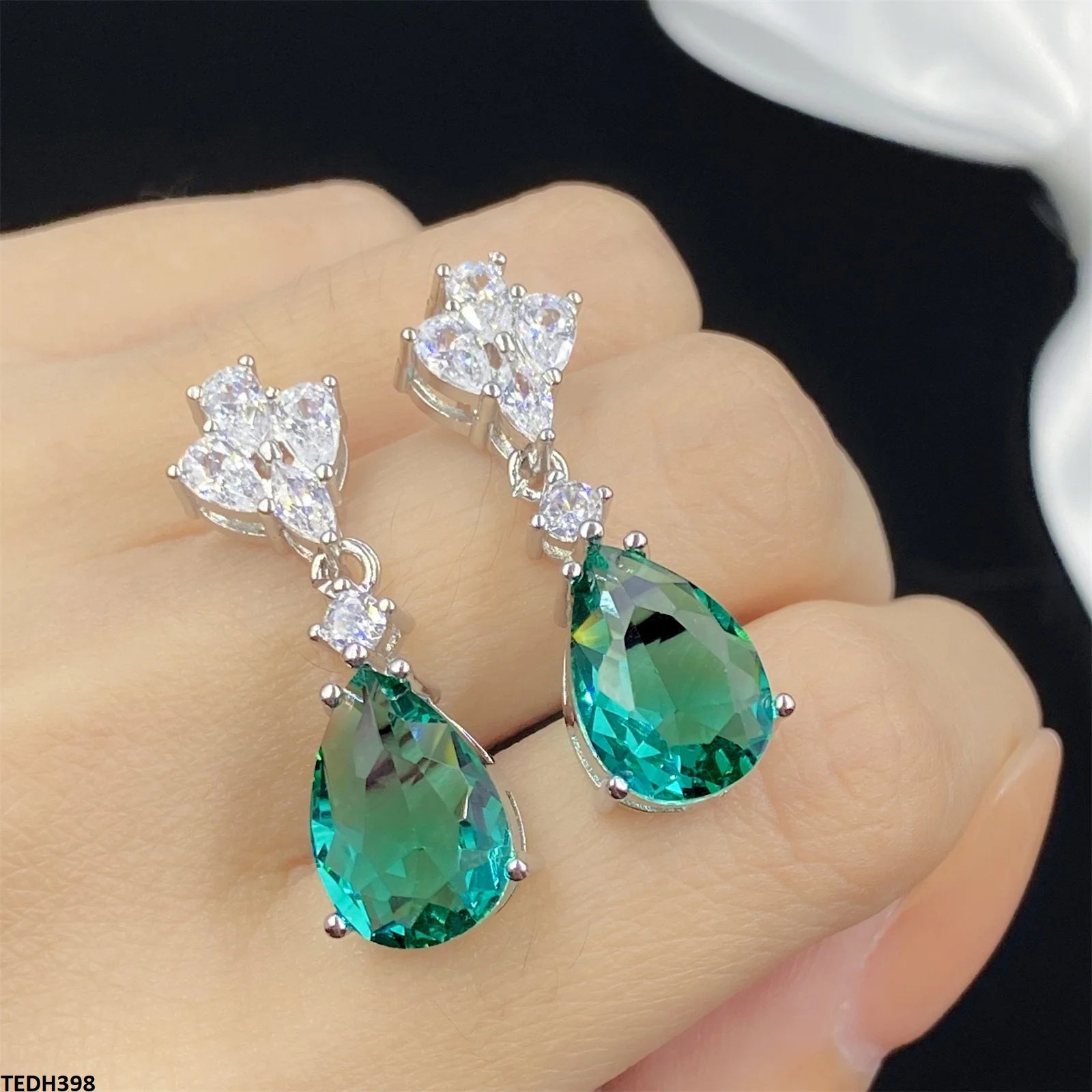 ZRJ398 KRL Imp Tear Drop Earrings 👑