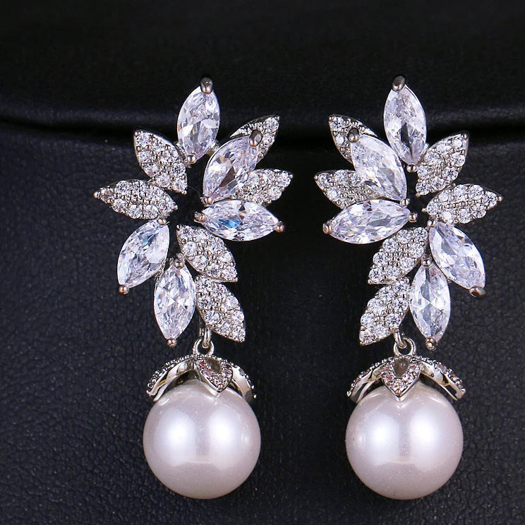 ZRJ404 BYJ Tear Pearl Drop Earrings 👑