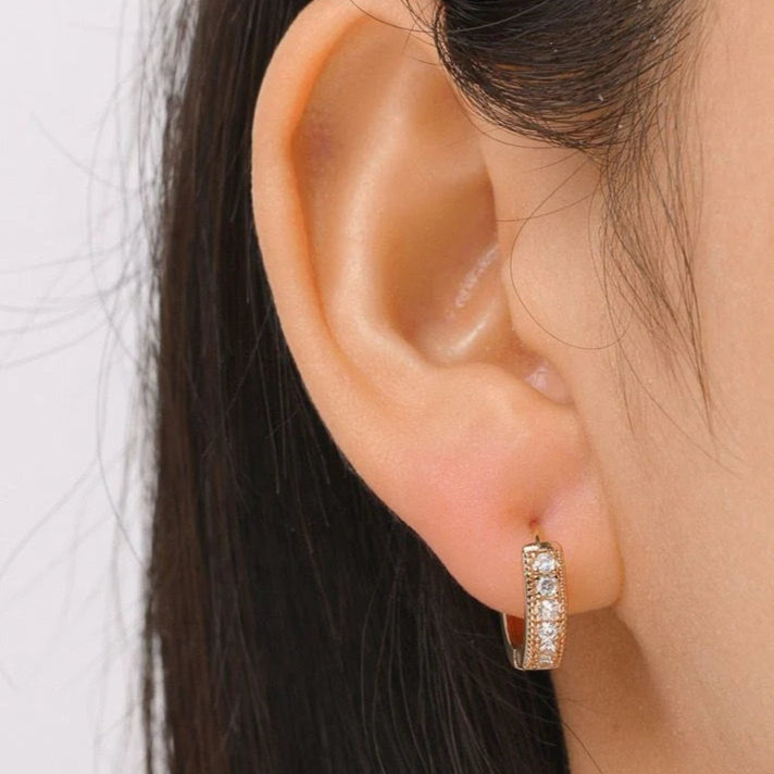 ZRJ00398 BYJ Round Ear Hoops Pair
