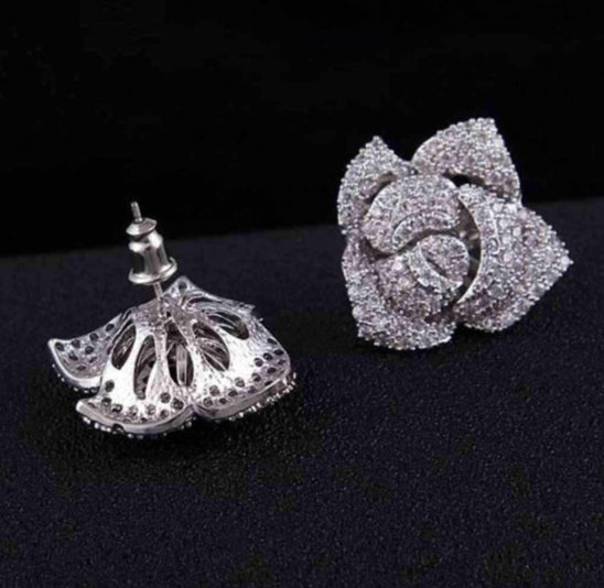 ZRJ039 DNG Rose Flower Stud Tops Pair