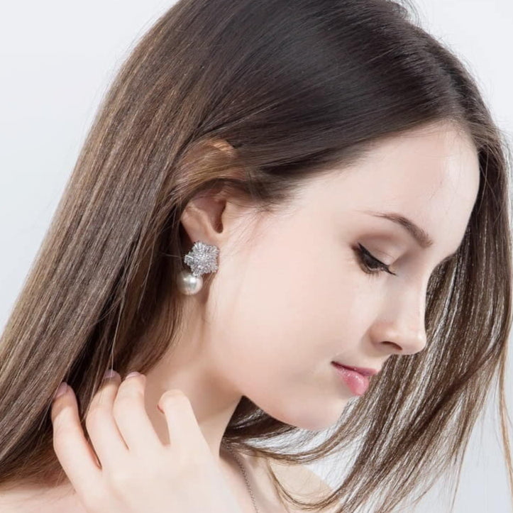 ZRJ271 DNG Snowflake Earring Studs Pair ๐