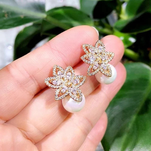 ZRJ278 DNG Pearl Earring Studs 👑