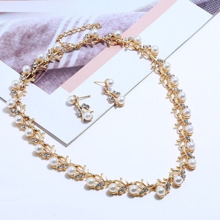 ZJN 0003 CHN Pearl necklace π