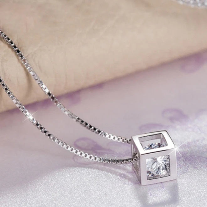 ZJP0001 Box Pendant