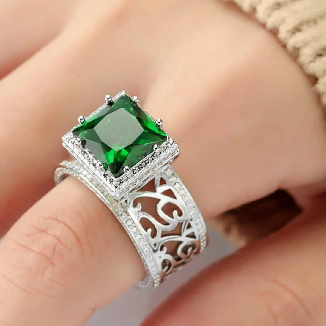ZRJ056  Square Larger Band Ring 👑