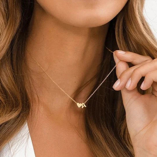 ZRJ487 QWN Alphabet Heart Pendent