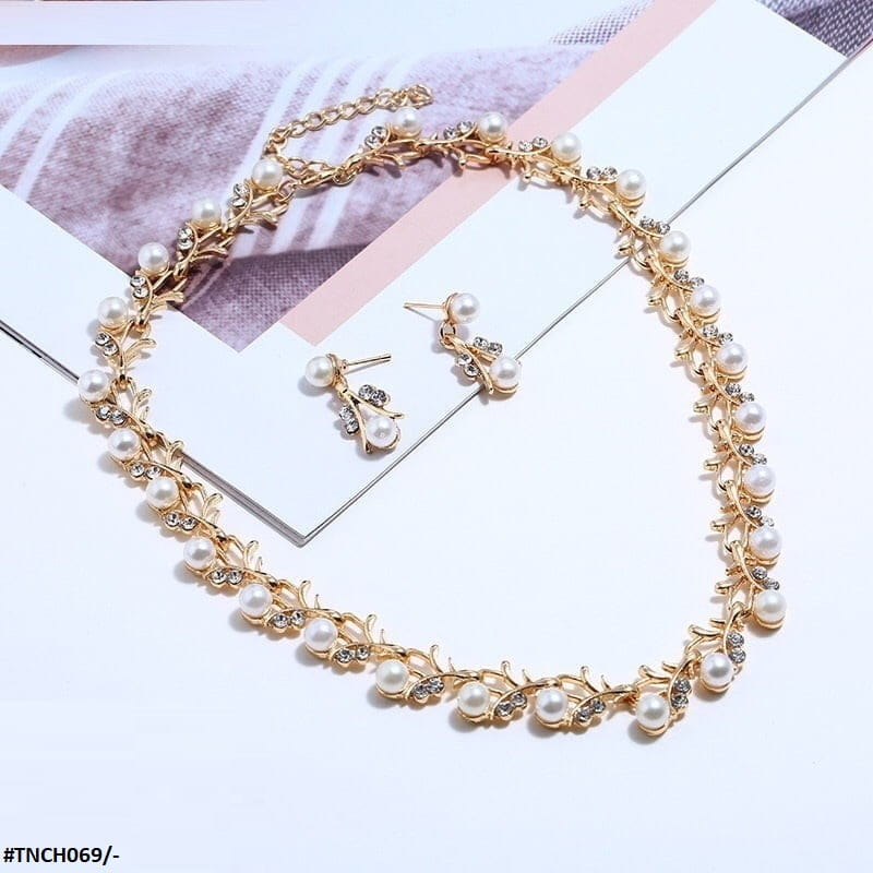 ZJN 0003 CHN Pearl necklace