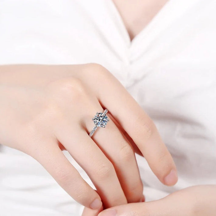 ZJR0004. Round Tapered Ring